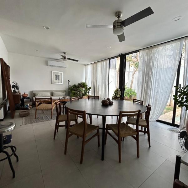RENTA CASA PALERMO TEMOZON NORTE